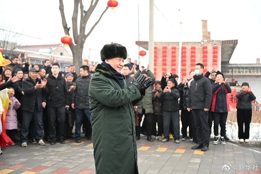 习近平春节前夕赴山西看望慰问基层干部群众