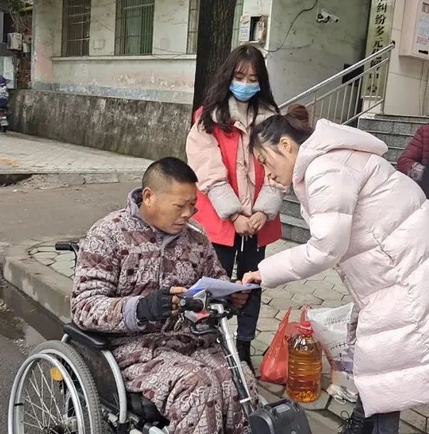 【新春走基层】钤西街道：心系困难群众 助力温暖过节