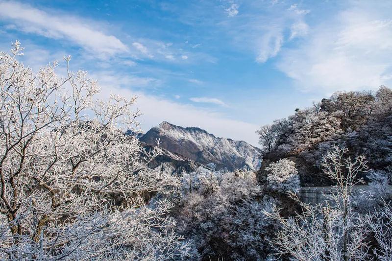 安徽金寨：冰清玉粹镀山川