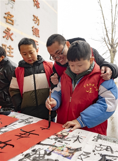 【网络中国节·春节】德仁苑的“团圆饭”