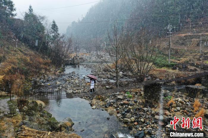 三峡坝区乡村医生“新愿”：把“守护”传下去