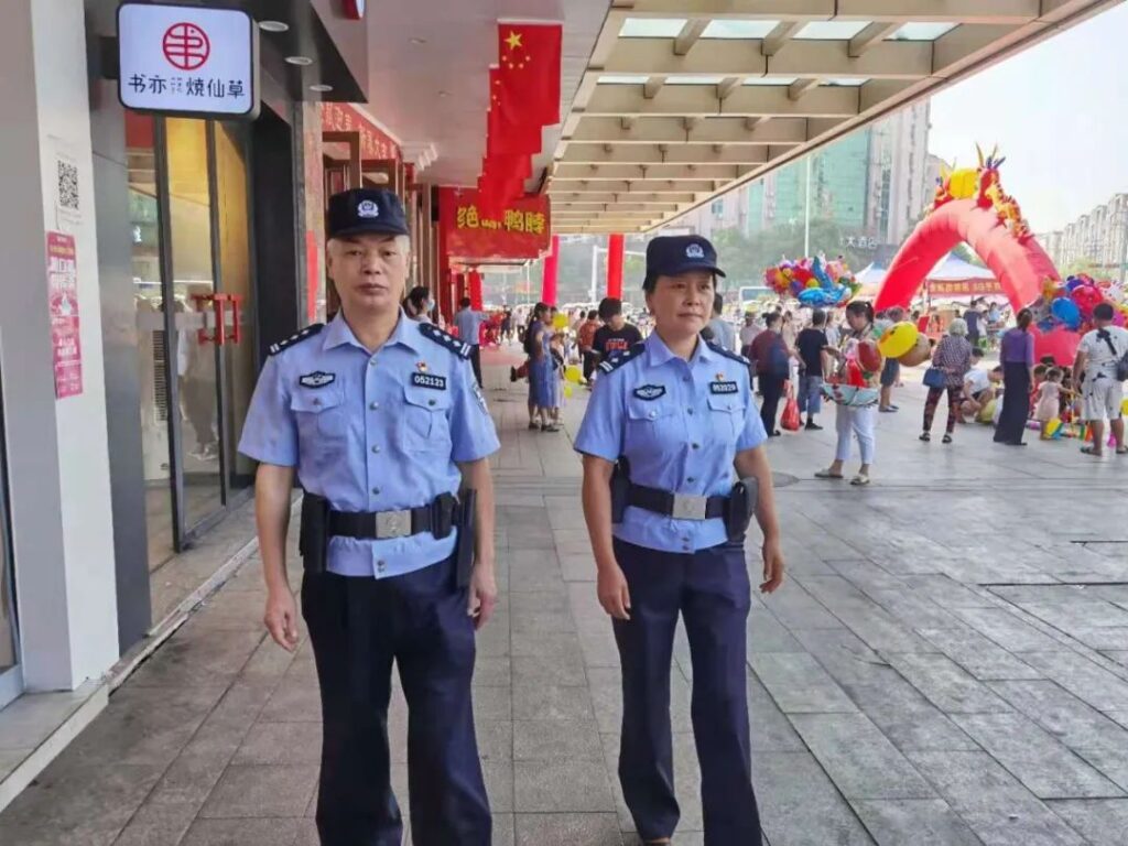 她们如花，在警营中绽放别样的芬芳！