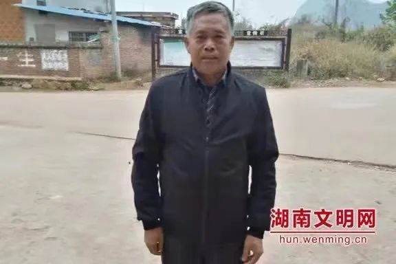 靠种地供出3个研究生！这位继父感动无数网友