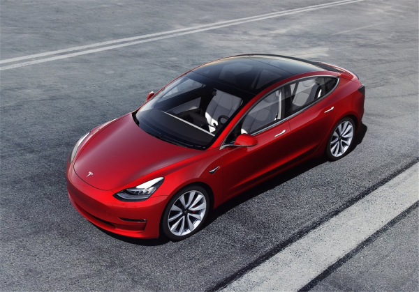 特斯拉召回超12万辆Model 3