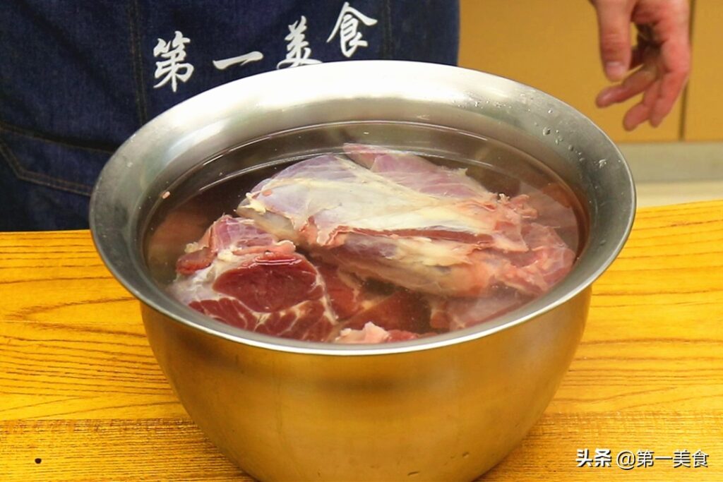 酱牛肉怎么做好吃_酱牛肉最正宗的做法