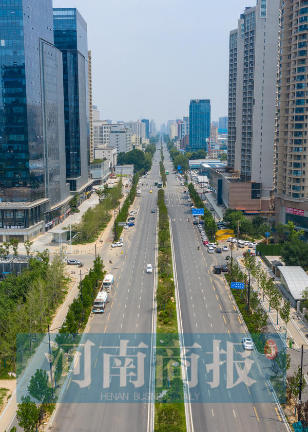 航拍疫情下的郑州：道路冷清空旷