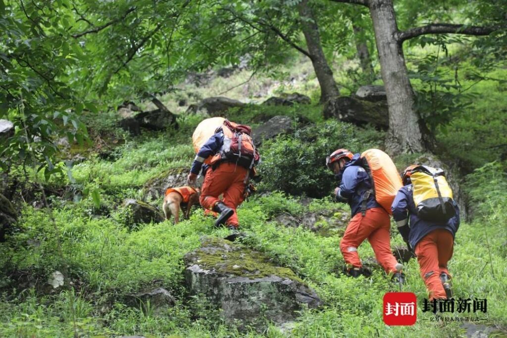 云南苍山失联人员搜救现场