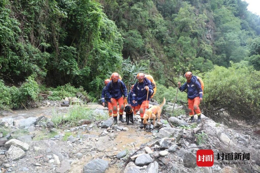 云南苍山失联人员搜救现场