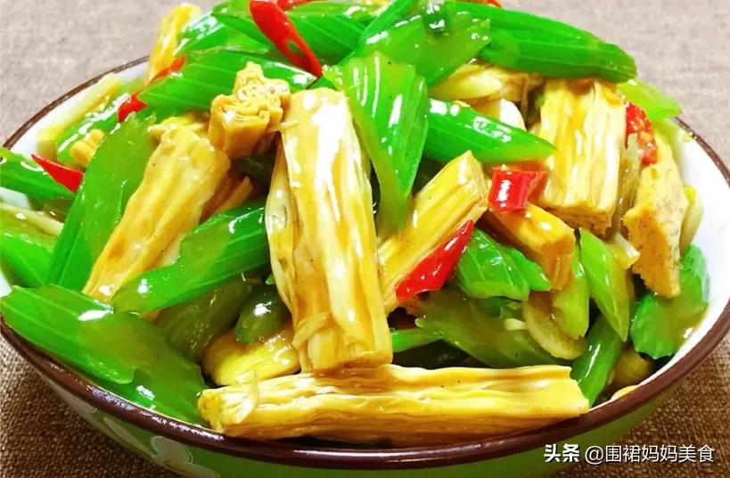 十个人年夜饭吃什么_年夜饭的10个菜