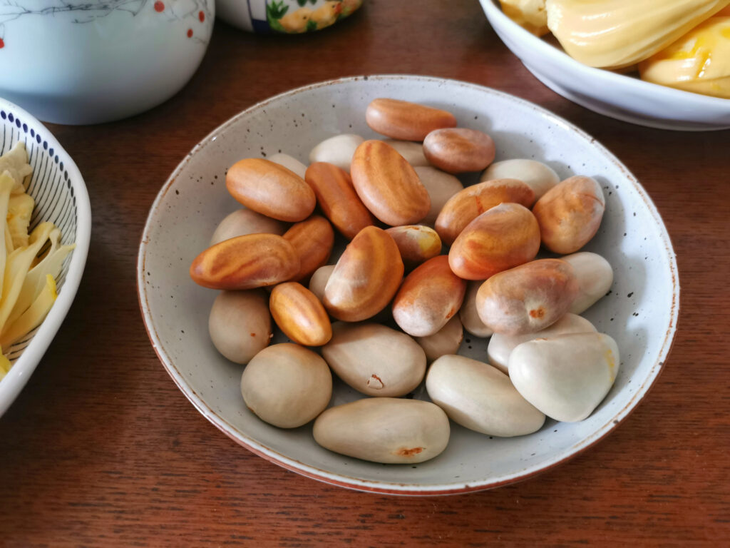 菠萝蜜的功效与作用_菠萝蜜的食用注意事项