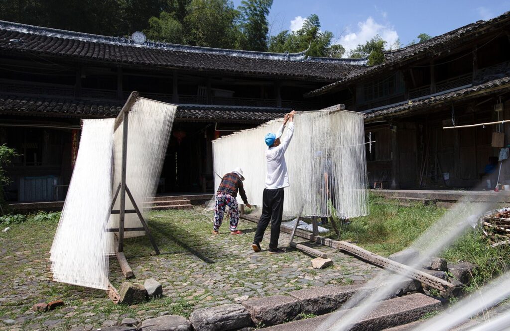 浙江苍南：手工匠人的“素面”交响乐 奏响乡愁乐章