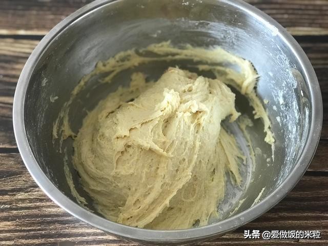 玉米面发糕怎么做_蒸玉米面发糕的具体做法