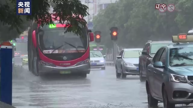 南方强降雨持续 东北华北多雷雨