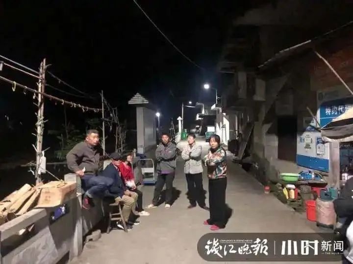 杭州牺牲00后消防员仍有至亲在世