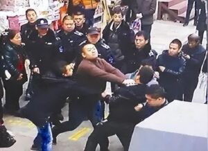 民警伤人案嫌犯疑自行了结