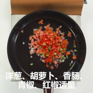 蛋炒饭怎么炒的粒粒分明_蛋炒饭怎么炒不粘锅