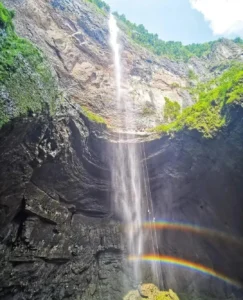 龙漕沟附近露营地游客锐减