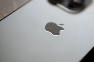 iPhone14或支持卫星连接