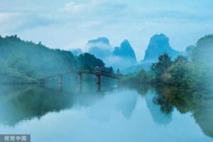 今夏4大热门旅游地遭疫情冲击