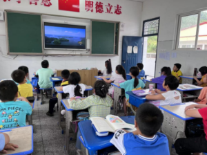 食安宣传进校园 讲好开学第一课