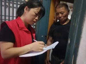 “因为值得，所以坚持”——钤东街道泗水路社区网格员李娟