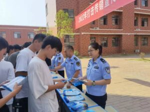 分宜民警进校园 护航青春助成长