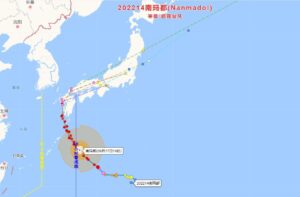 超强台风南玛都即将横扫日本全境