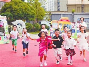 沿着习近平总书记指引的方向奋力前行｜幸福江西 生动画卷