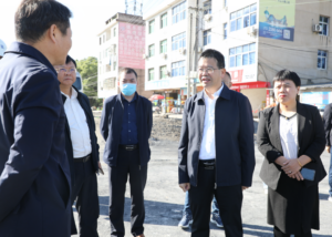 邹家洪：加快城市建设改造提升步伐 抓紧补齐城市服务管理短板