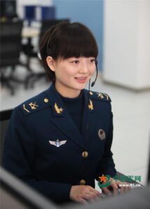 “战鹰姐姐”：中国战斗机女飞行员