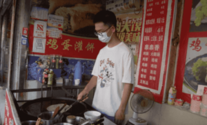 送儿子上北大店主曾被北大食堂挽留