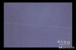 浪漫同框！中国空间站飞越北京上空