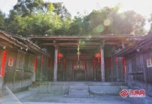 泉州发现距今418年明代古钟