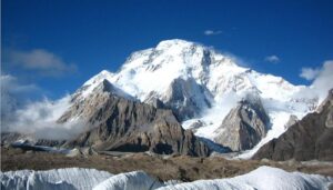 世界十大山峰是哪些山峰_世界十大山峰介绍