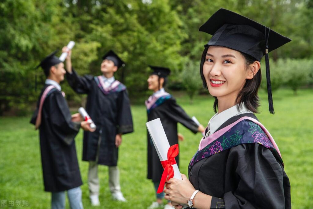 高考300分能上什么大学_高考300分能上的学校