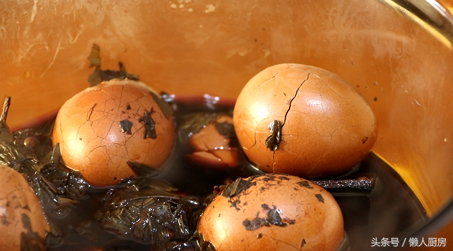 怎么煮茶叶蛋入味_五香茶叶蛋的做法