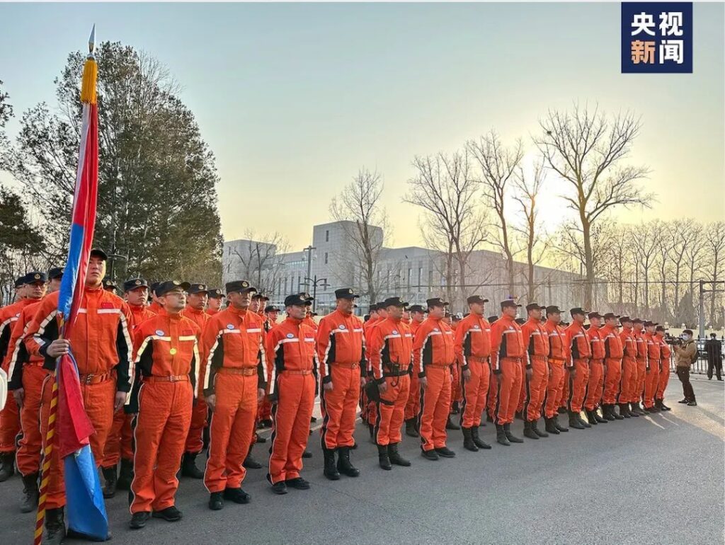 中国救援力量，出发！一定要平安归来！