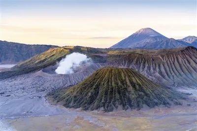 降雨会引起火山喷发吗_为什么极端降雨会引起火山喷发