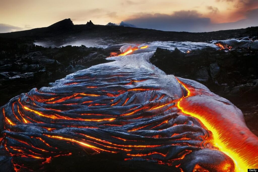 汤加火山爆发的威力有多大_世界上最恐怖的火山