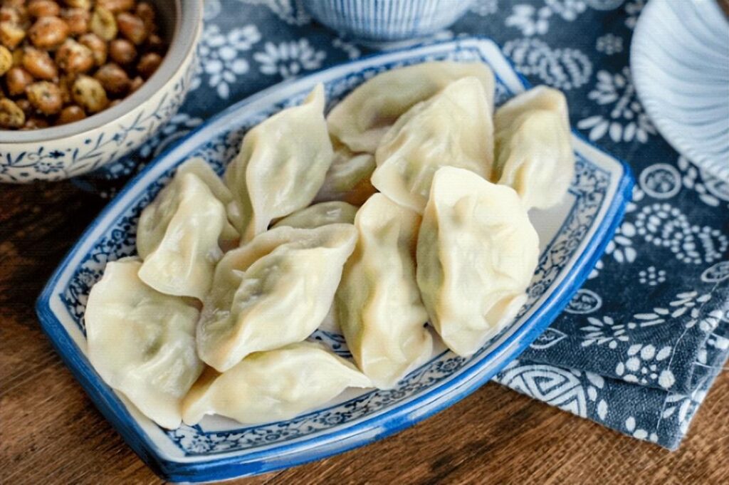 速冻饺子要解冻吗_速冻水饺怎么煮