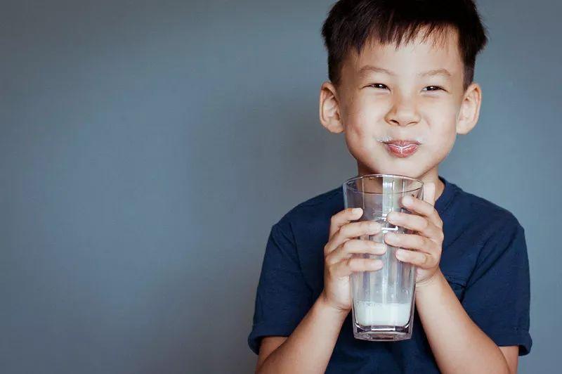 孩子长高营养怎么补_孩子长高的最佳时间