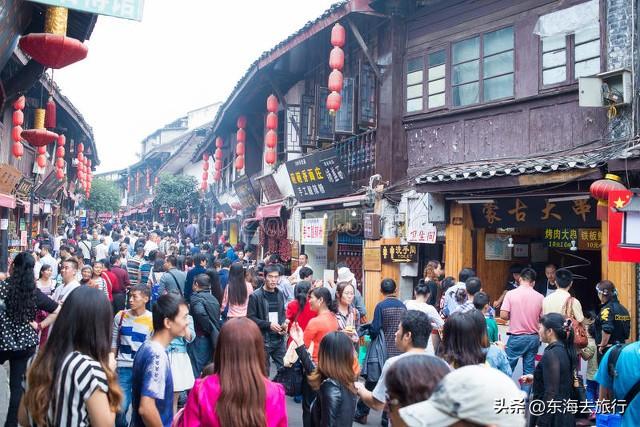 重庆游客最多的地方_游客必去打卡的地方