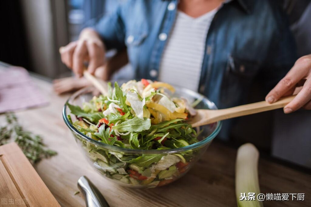 蔬菜沙拉一般用什么蔬菜_蔬菜沙拉怎么做好吃