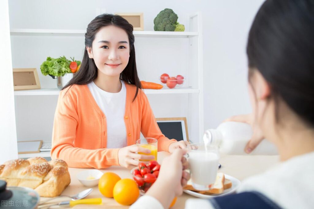 不吃早餐能瘦吗_大家不要被误导了