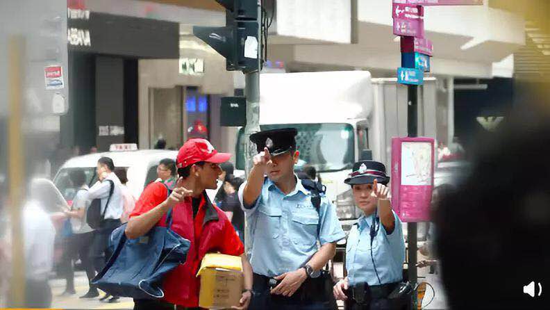 香港警队招募增设“中英文笔试”