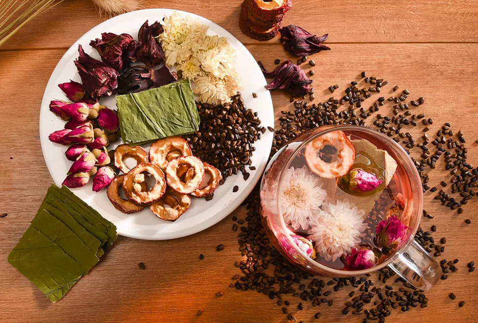 菊花茶怎么搭配_菊花茶的黄金搭档