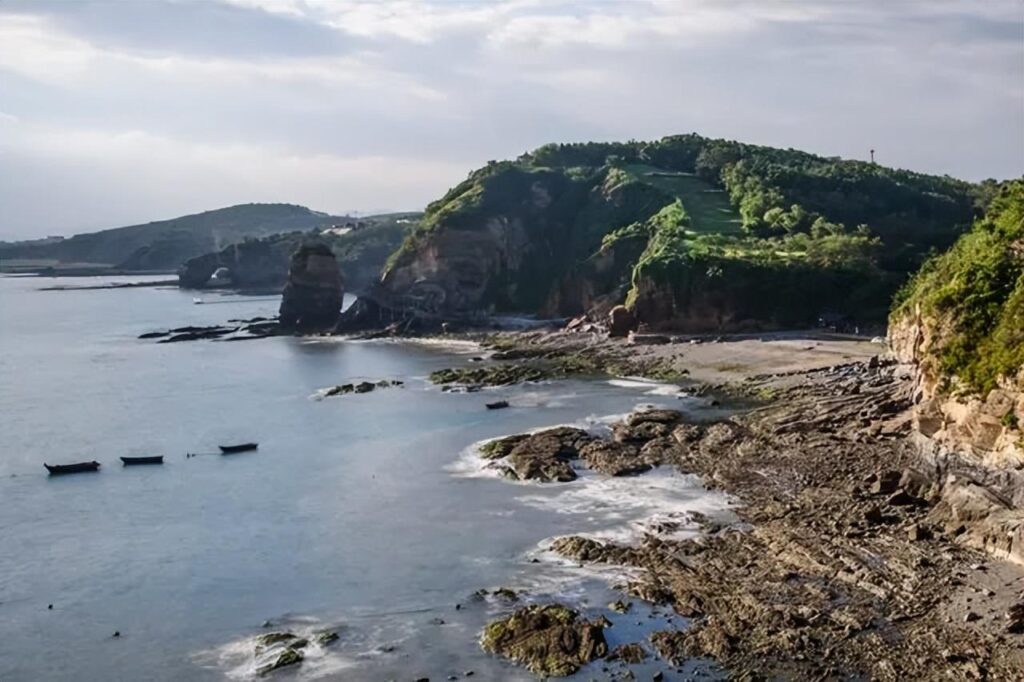 暑假旅游哪里好玩_适合暑假旅游去的地方