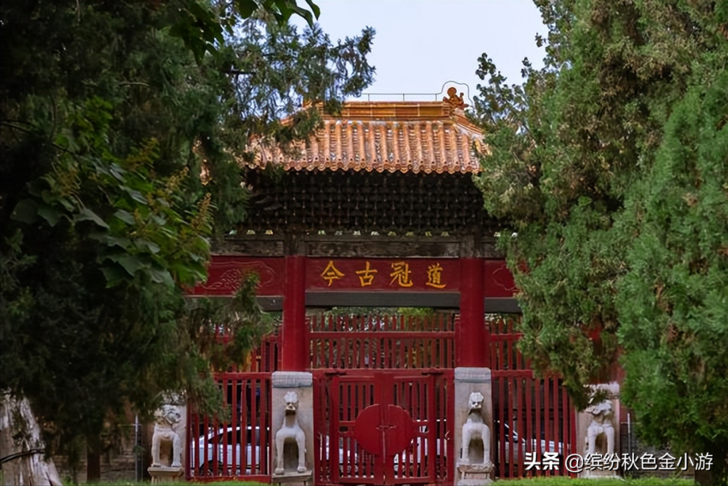 中国景区门票最贵的排名_中国国内门票最贵的十个景区