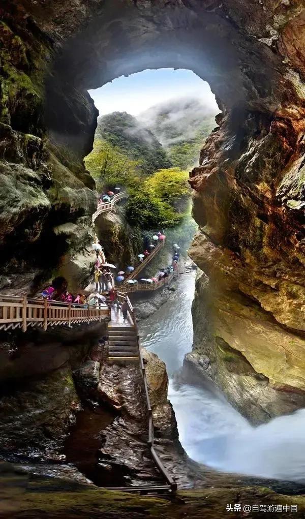 湖北最美风景在哪里_湖北美景10大排名