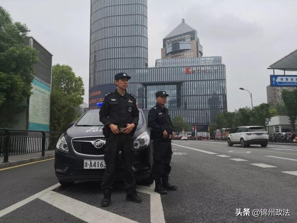 浙江游客偶遇香港警察